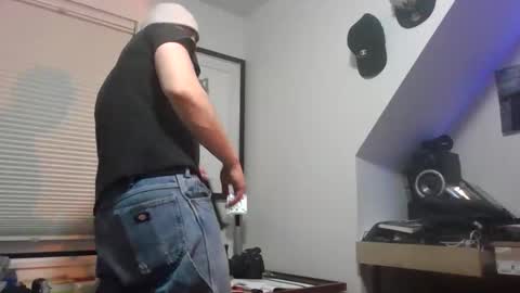 Snapshot of sugargay222 chatting on April 2026 01:55:02 AM Sugar online show from April 2026 01:55:02 AM