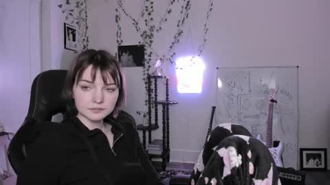 Snapshot of sugarmiette chatting on May 2026 10:19:02 AM Ella online show from May 2026 10:19:02 AM