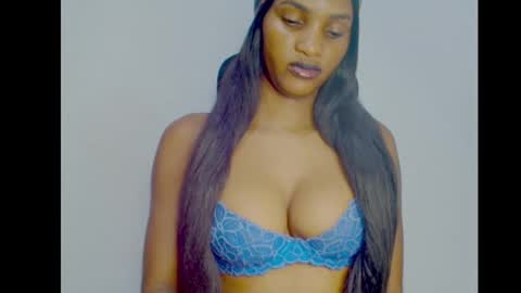 Ivy online show from November 2025 02:51:01 PM