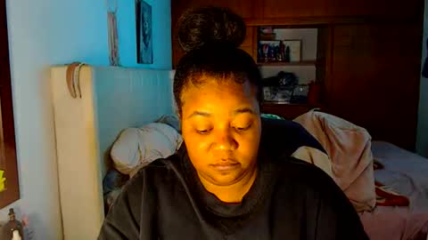 Snapshot of suggarbaby1 chatting on October 2025 04:35:02 AM Cami Back in 2 hours online show from October 2025 04:35:02 AM