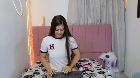 Snapshot of sukilove18 chatting on September 2025 11:26:01 PM sukilove18 online show from September 2025 11:26:01 PM