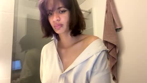 Snapshot of sukulaurens chatting on September 2025 03:54:01 AM Suku Ren online show from September 2025 03:54:01 AM