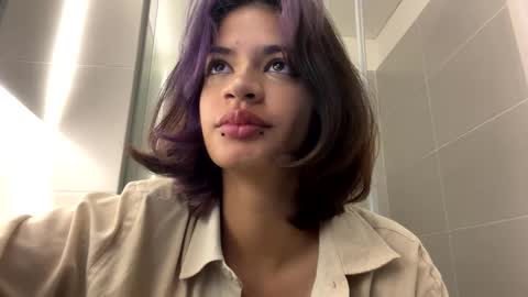 Snapshot of sukulaurens chatting on October 2025 02:57:01 PM Suku Ren online show from October 2025 02:57:01 PM