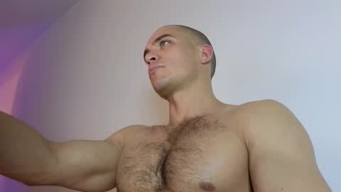 sultryandrewww online show from November 2025 08:51:01 PM