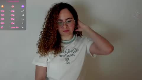 Snapshot of sultrysecrets_ chatting on October 2025 07:22:01 PM Ann online show from October 2025 07:22:01 PM