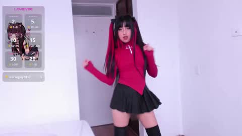 Nicolle  online show from November 2025 03:36:02 PM