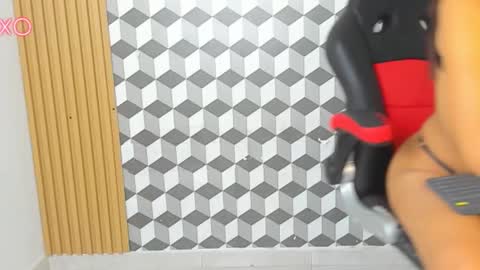 summer_______ online show from November 2025 04:33:01 AM