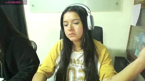 summer_girls01 online show from February 2025 05:03:02 AM