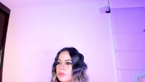 Snapshot of summer_holiday chatting on December 2024 11:03:02 AM OnlyFans summer holiday online show from December 2024 11:03:02 AM