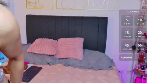 Snapshot of summer_holiday chatting on October 2025 02:55:01 AM OnlyFans summer holiday online show from October 2025 02:55:01 AM