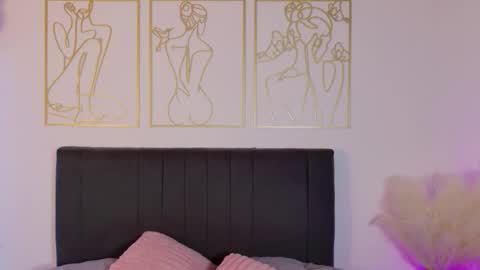 Snapshot of summer_holiday chatting on October 2025 03:29:02 AM OnlyFans summer holiday online show from October 2025 03:29:02 AM