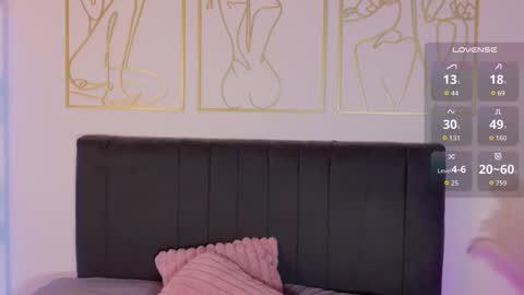 Snapshot of summer_holiday chatting on November 2025 07:52:01 AM OnlyFans summer holiday online show from November 2025 07:52:01 AM