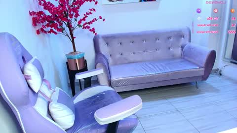 Snapshot of summer_miller chatting on November 2025 11:21:01 AM summer_miller online show from November 2025 11:21:01 AM