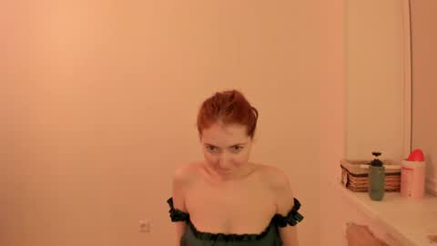 Summer Preston online show from March 2026 06:41:02 PM