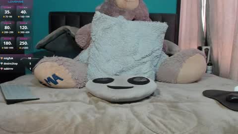 Snapshot of summer_romance chatting on January 2025 08:39:01 PM Andres-tattoos Derek Hairy online show from January 2025 08:39:01 PM