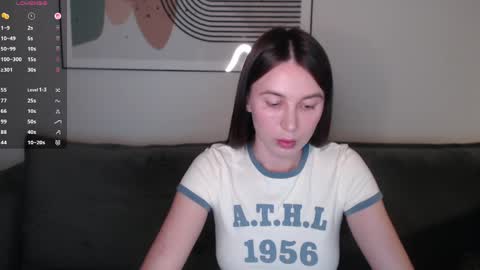 Snapshot of summer_time13 chatting on April 2026 08:03:02 PM Liby online show from April 2026 08:03:02 PM