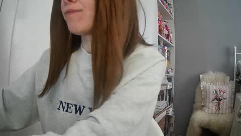 summerbluesky online show from April 2026 07:53:01 AM