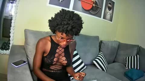 Snapshot of summerbuddy chatting on January 2025 04:47:01 AM summerbuddy online show from January 2025 04:47:01 AM