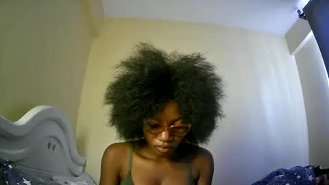 Snapshot of summerbuddy chatting on February 2025 07:44:02 AM summerbuddy online show from February 2025 07:44:02 AM