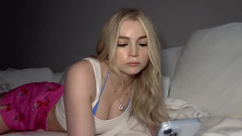 Summer online show from February 2025 05:37:02 AM