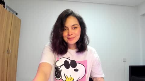 Snapshot of summerprints chatting on December 2025 07:23:02 PM Summer online show from December 2025 07:23:02 PM