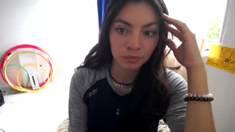 Snapshot of sun1moon6 chatting on March 2026 03:50:01 PM moon1 online show from March 2026 03:50:01 PM