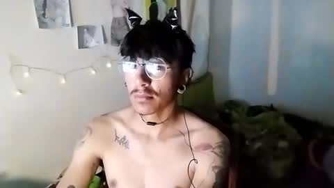 sun_apolo online show from January 2025 03:18:02 AM