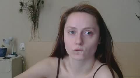 Snapshot of sun_sparkle chatting on April 2026 09:44:01 AM Olivia online show from April 2026 09:44:01 AM