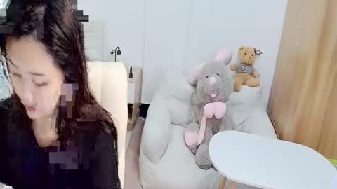 Snapshot of sun_yummy chatting on September 2025 08:09:02 AM Lucis online show from September 2025 08:09:02 AM