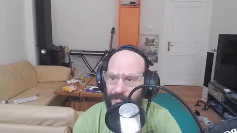 Snapshot of sunbeatshower chatting on September 2025 09:53:02 AM sunbeatshower online show from September 2025 09:53:02 AM