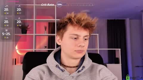 Snapshot of sunburn_boy chatting on November 2025 08:08:02 PM Emilio online show from November 2025 08:08:02 PM