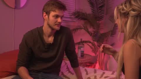 Snapshot of sunfeather chatting on January 2025 02:02:01 AM Blaire Axel online show from January 2025 02:02:01 AM