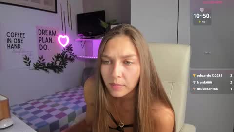 Sofia online show from October 2025 08:29:02 PM