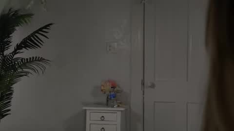 sunluscious online show from January 2026 02:11:01 PM