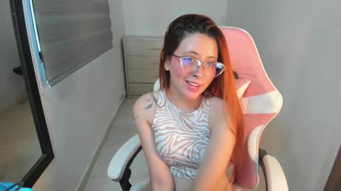  IG zsun ray0 online show from January 2025 08:09:01 PM