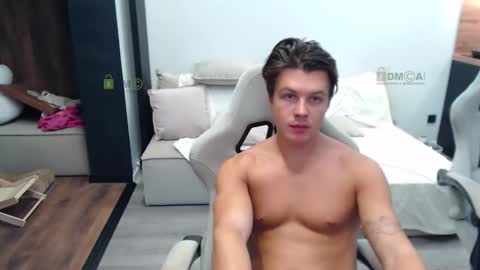 Alice and Sergey online show from October 2025 06:12:01 AM