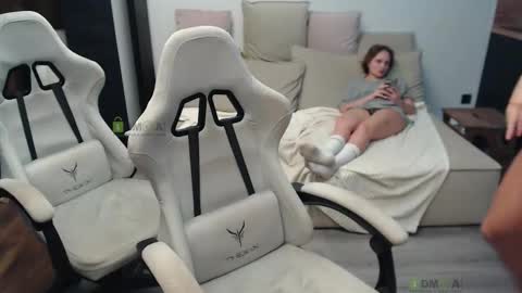 Snapshot of sunny1girl chatting on November 2025 08:28:01 AM Alice and Sergey online show from November 2025 08:28:01 AM