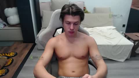 Snapshot of sunny1girl chatting on December 2025 08:34:01 AM Alice and Sergey online show from December 2025 08:34:01 AM