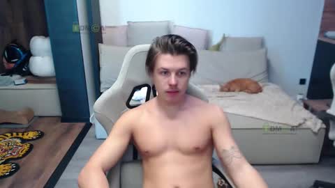 Snapshot of sunny1girl chatting on February 2026 08:30:01 AM Alice and Sergey online show from February 2026 08:30:01 AM