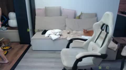 Snapshot of sunny1girl chatting on February 2026 08:09:01 AM Alice and Sergey online show from February 2026 08:09:01 AM