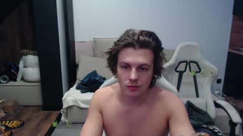 Snapshot of sunny1girl chatting on February 2026 06:29:02 PM Alice and Sergey online show from February 2026 06:29:02 PM