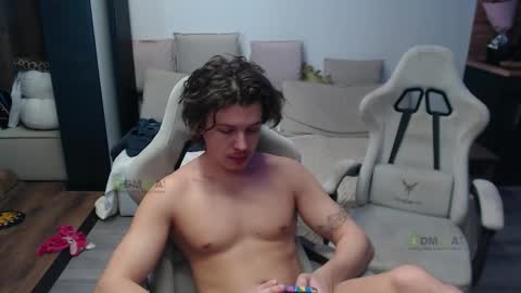 Snapshot of sunny1girl chatting on March 2026 07:47:01 AM Alice and Sergey online show from March 2026 07:47:01 AM