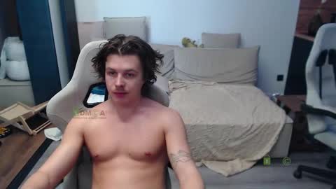 Snapshot of sunny1girl chatting on March 2026 11:05:01 AM Alice and Sergey online show from March 2026 11:05:01 AM