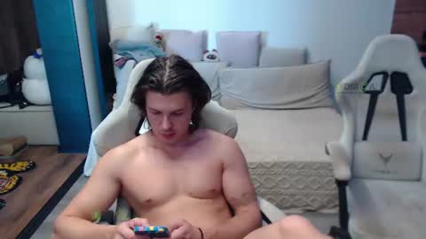 Snapshot of sunny1girl chatting on July 2026 06:50:01 AM Alice and Sergey online show from July 2026 06:50:01 AM