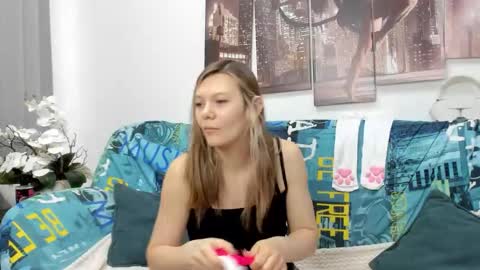 Snapshot of sunny__sammy chatting on October 2025 01:04:02 AM Sammy online show from October 2025 01:04:02 AM