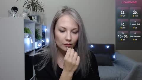 Naomi online show from December 2024 09:46:02 AM