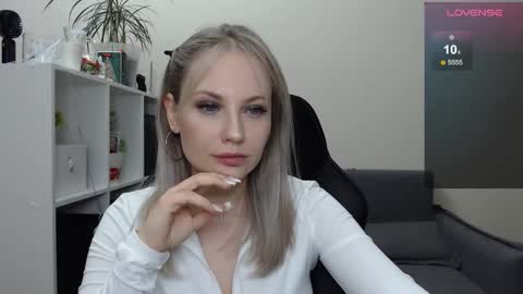 Naomi online show from January 2025 07:20:01 PM