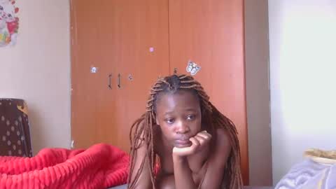 Snapshot of sunny_kitty25 chatting on June 2026 09:35:02 AM Sunny kitty25 online show from June 2026 09:35:02 AM