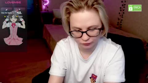 Snapshot of sunny_mood chatting on February 2025 10:59:02 AM sunny mood online show from February 2025 10:59:02 AM