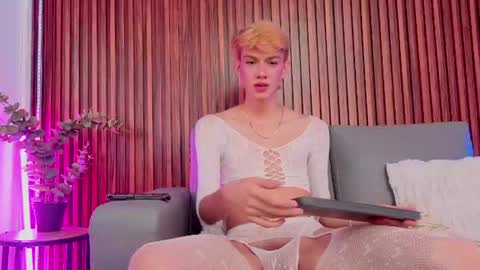 SUNNY online show from July 2026 06:28:02 AM